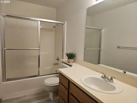 13001 NE 83rd Street Vancouver WA 98682