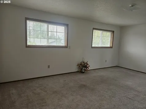 13001 NE 83rd Street Vancouver WA 98682