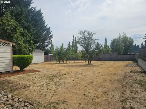 13001 NE 83rd Street Vancouver WA 98682