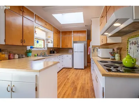 462 SW Westwood Drive Dallas OR 97338