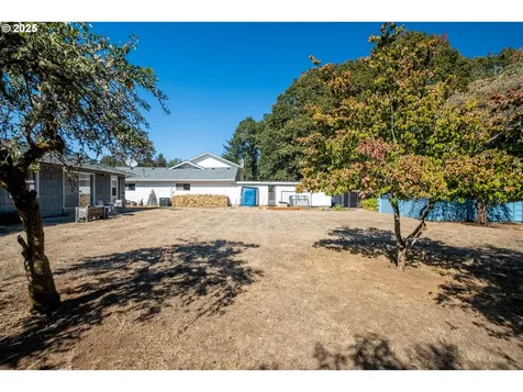 462 SW Westwood Drive Dallas OR 97338