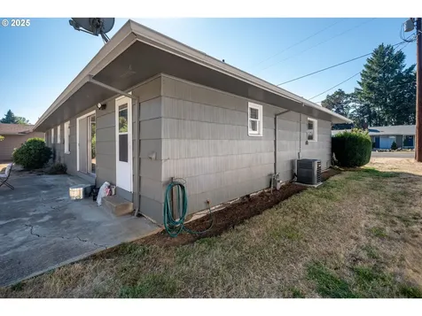 462 SW Westwood Drive Dallas OR 97338