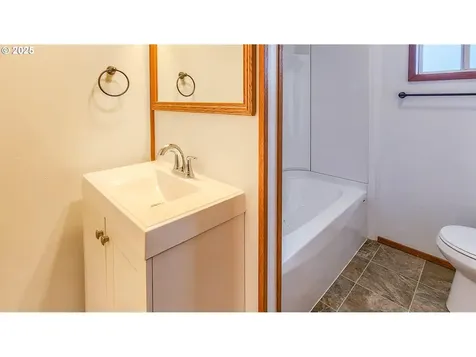 620 Nob Hill Road Roseburg OR 97471