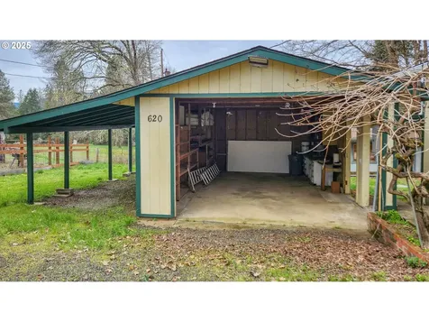 620 Nob Hill Road Roseburg OR 97471