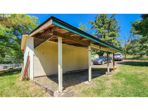 620 Nob Hill Road Roseburg OR 97471
