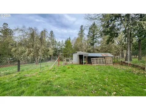 620 Nob Hill Road Roseburg OR 97471