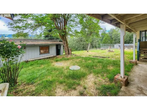 620 Nob Hill Road Roseburg OR 97471