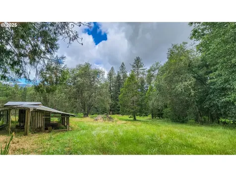 620 Nob Hill Road Roseburg OR 97471