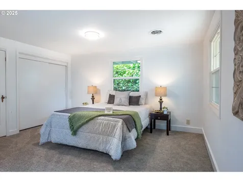 1624 Washington Street Eugene OR 97401
