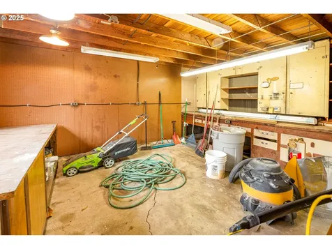 1624 Washington Street Eugene OR 97401
