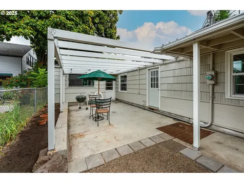 1624 Washington Street Eugene OR 97401