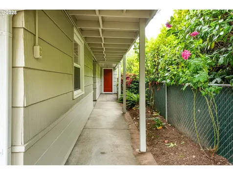 1624 Washington Street Eugene OR 97401