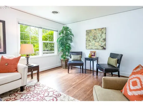 1624 Washington Street Eugene OR 97401