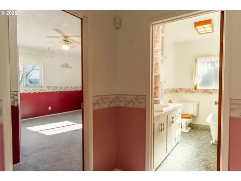 218 E D Street Rainier OR 97048