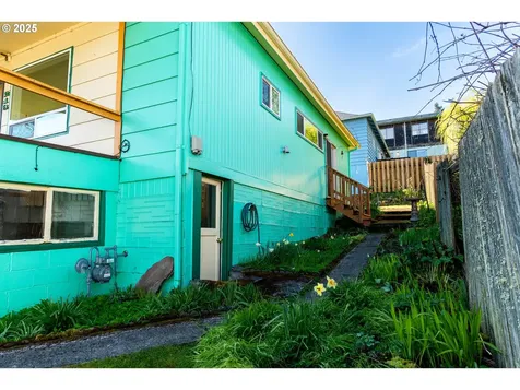 218 E D Street Rainier OR 97048