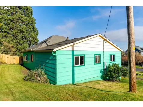 218 E D Street Rainier OR 97048