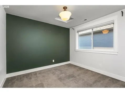 5471 NE 37th Avenue Portland OR 97211