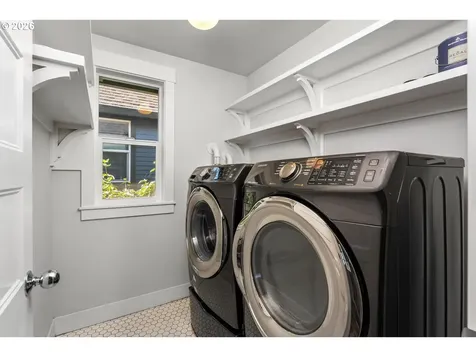 5471 NE 37th Avenue Portland OR 97211