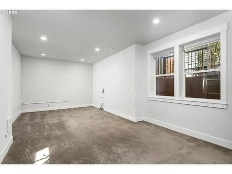 5471 NE 37th Avenue Portland OR 97211