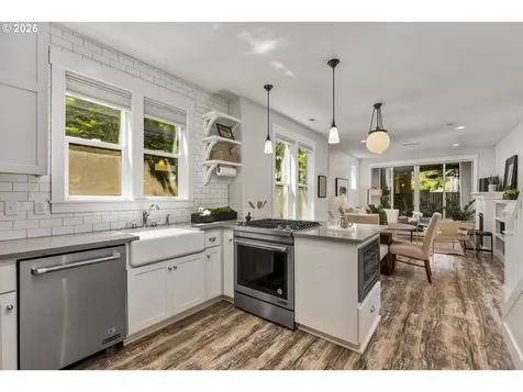 5471 NE 37th Avenue Portland OR 97211