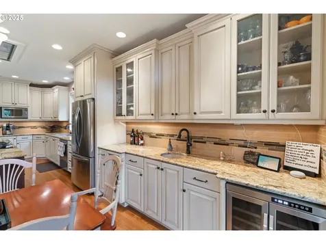 18004 NE 28th Street Vancouver WA 98682