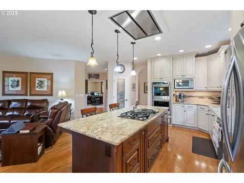 18004 NE 28th Street Vancouver WA 98682
