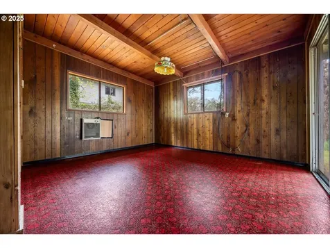 8157 Rogue River Highway Grants Pass OR 97527