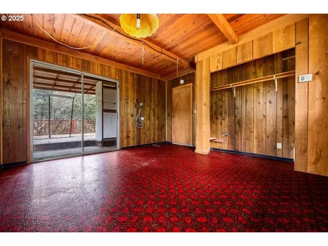 8157 Rogue River Highway Grants Pass OR 97527