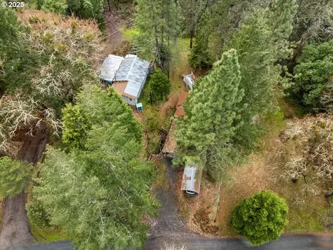 8157 Rogue River Highway Grants Pass OR 97527