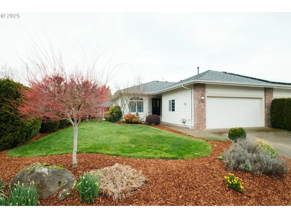 3196 La Costa Loop S Salem OR 97302