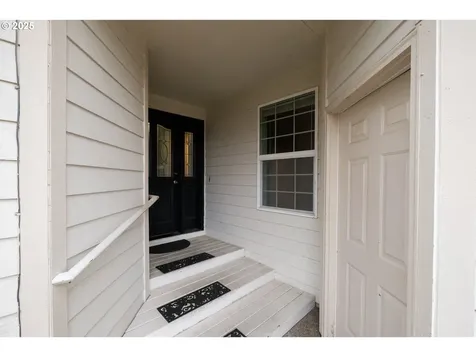 3196 La Costa Loop S Salem OR 97302