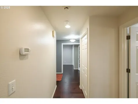 3196 La Costa Loop S Salem OR 97302