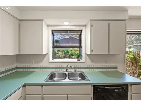 6190 SW Cross Creek Drive Beaverton OR 97078
