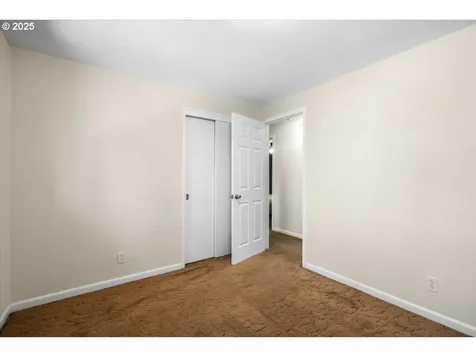6190 SW Cross Creek Drive Beaverton OR 97078