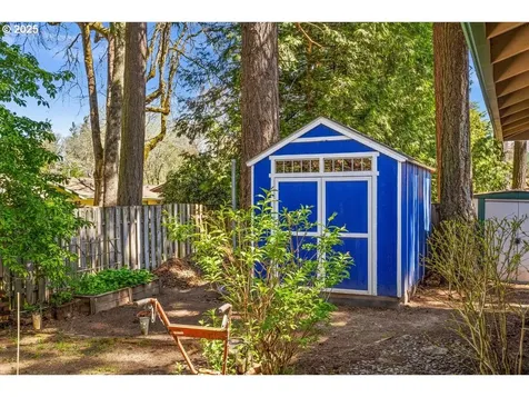 6190 SW Cross Creek Drive Beaverton OR 97078