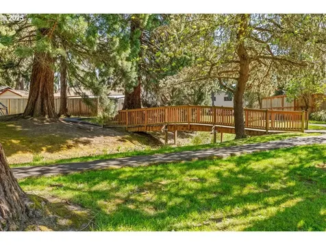 6190 SW Cross Creek Drive Beaverton OR 97078
