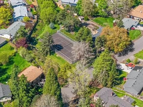 6190 SW Cross Creek Drive Beaverton OR 97078