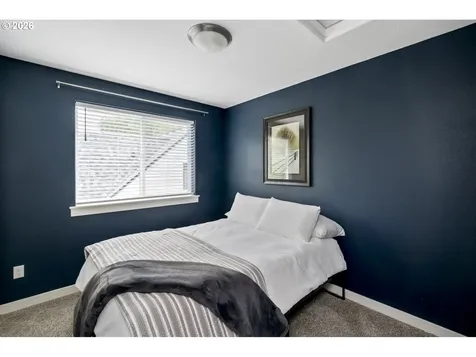 1556 N Holman Street Portland OR 97217