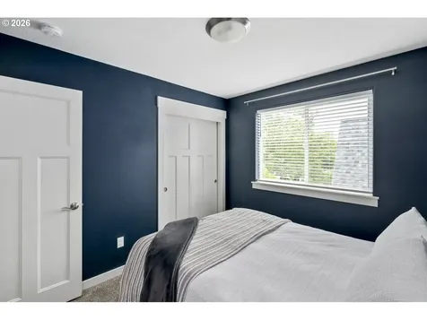 1556 N Holman Street Portland OR 97217