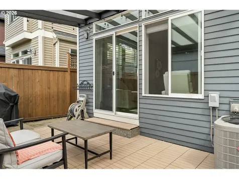 1556 N Holman Street Portland OR 97217