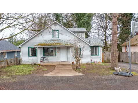 1205 4th Avenue Sweet Home OR 97386