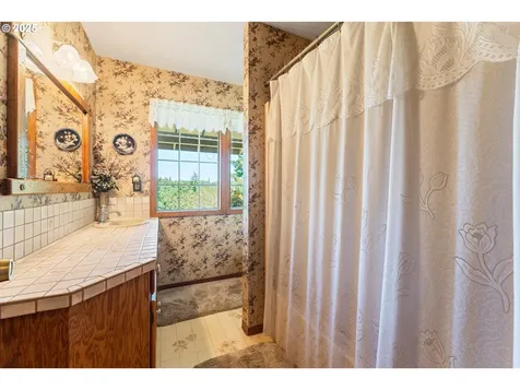 35560 S Highway 213 Molalla OR 97038