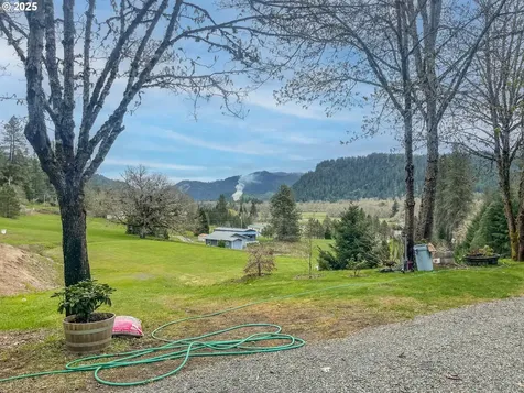 1020 Azalea Glen Road Azalea OR 97410