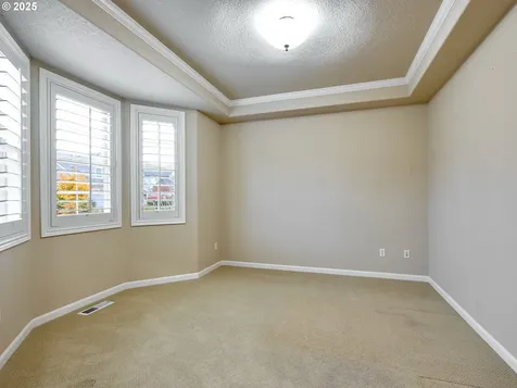 429 Turnberry Avenue Woodburn OR 97071