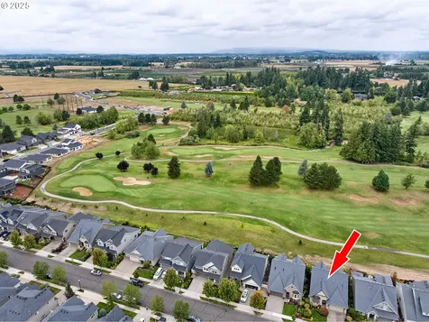 429 Turnberry Avenue Woodburn OR 97071