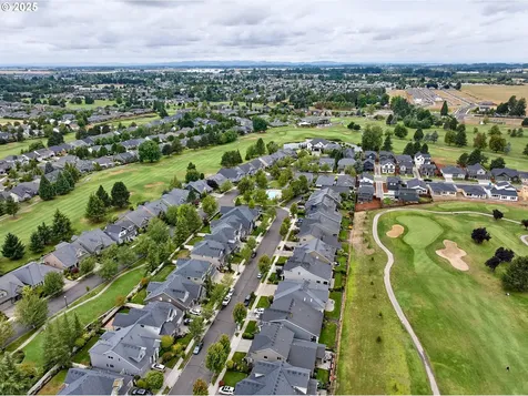 429 Turnberry Avenue Woodburn OR 97071