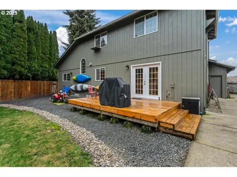 4767 Calumet Way Eugene OR 97404