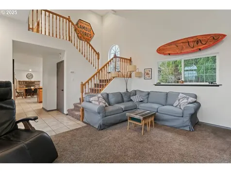 4767 Calumet Way Eugene OR 97404