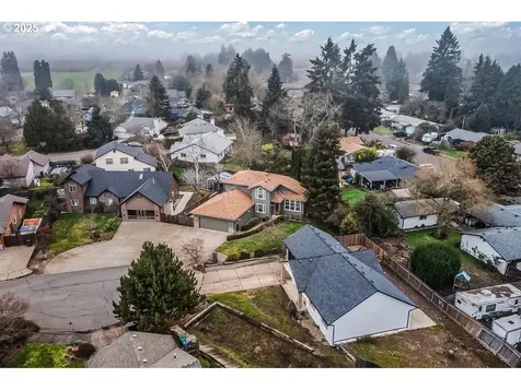 4767 Calumet Way Eugene OR 97404