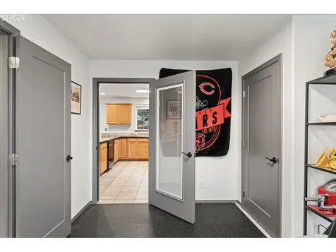 4767 Calumet Way Eugene OR 97404